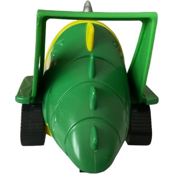 PJ Masks Gekko-Mobile & Gekko Figure Playset - Green & Yellow - Picture 5 of 11